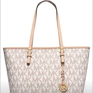 Brand new authentic MK Jetset vanilla color